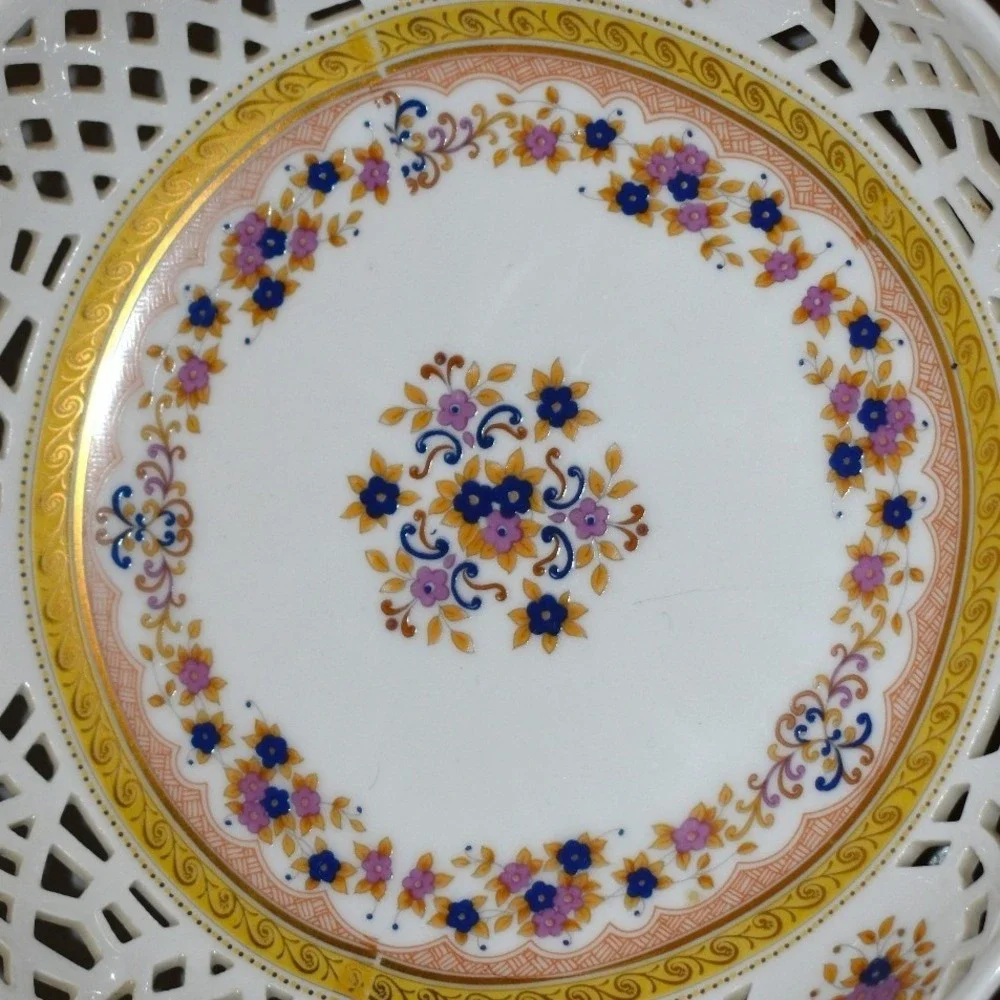 MABA Porcellane Artistiche Limoges Bowl White Gold Excellent Reticulated Floral